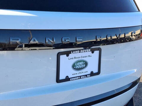 2025 Land Rover Range Rover P550e Autobiography