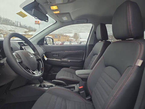 2026 Mitsubishi Outlander Sport SE