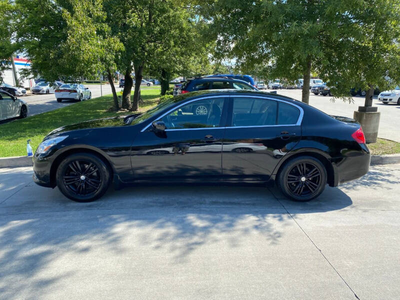 2015 Infiniti Q40