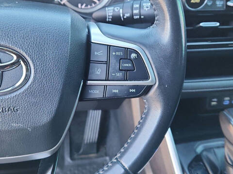 2022 Toyota Highlander XSE