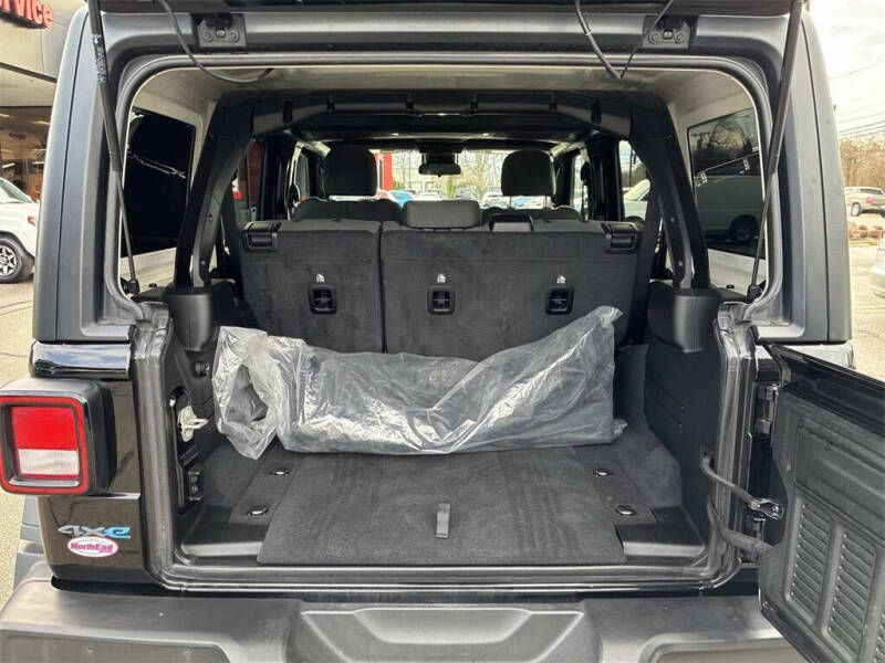 2024 Jeep Wrangler Willys 4xe