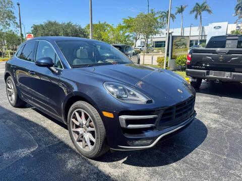 2017 Porsche Macan