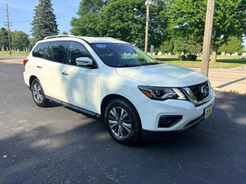 2020 Nissan Pathfinder SV