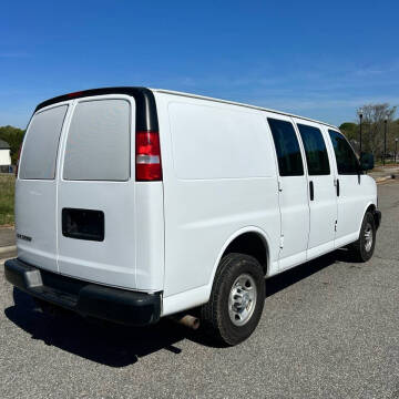 2018 Chevrolet Express 2500