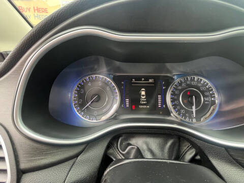 2016 Chrysler 200 Limited