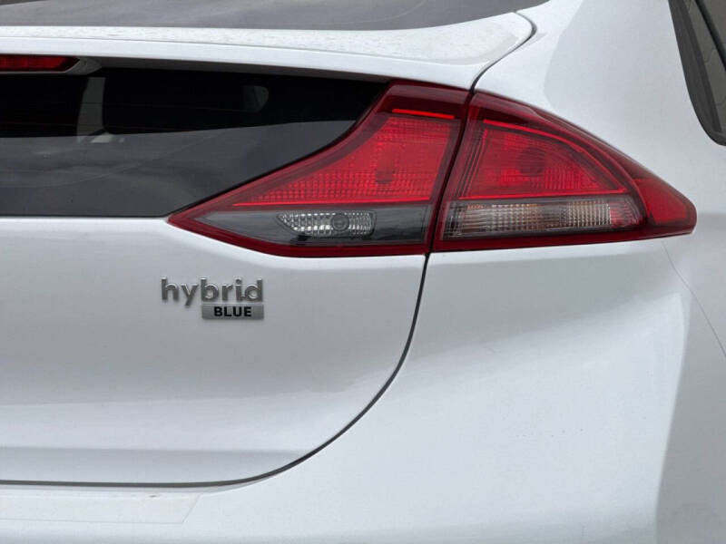 2022 Hyundai Ioniq Hybrid Blue