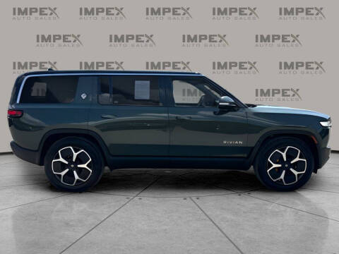 2023 Rivian R1S Adventure