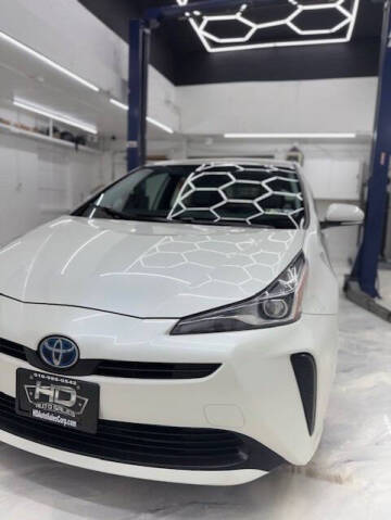 2019 Toyota Prius L Eco