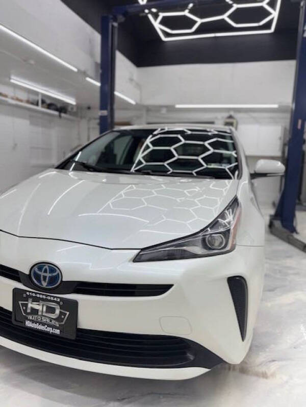 2019 Toyota Prius L Eco