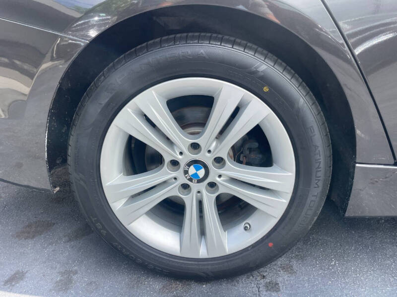 2017 BMW 3 Series 330i