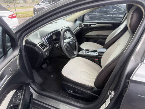 2019 Ford Fusion SE