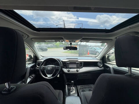 2016 Toyota RAV4 XLE