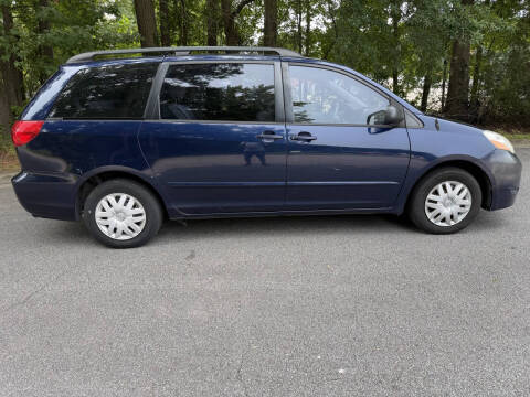 2007 Toyota Sienna CE 7-Passenger