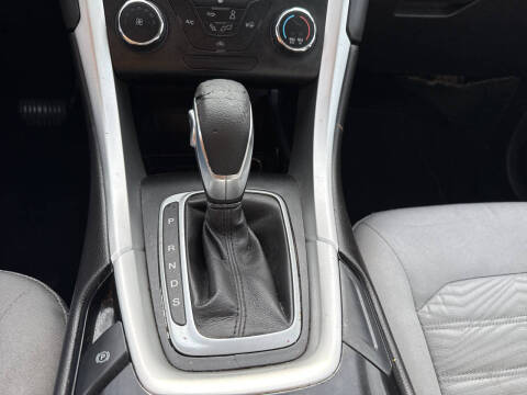 2016 Ford Fusion S
