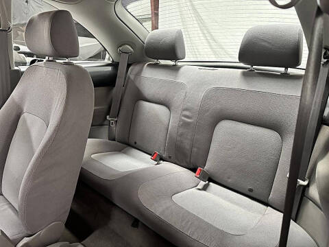 2005 Volkswagen New Beetle GL