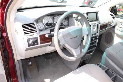 2010 Chrysler Town and Country Touring