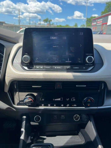 2021 Nissan Rogue SV