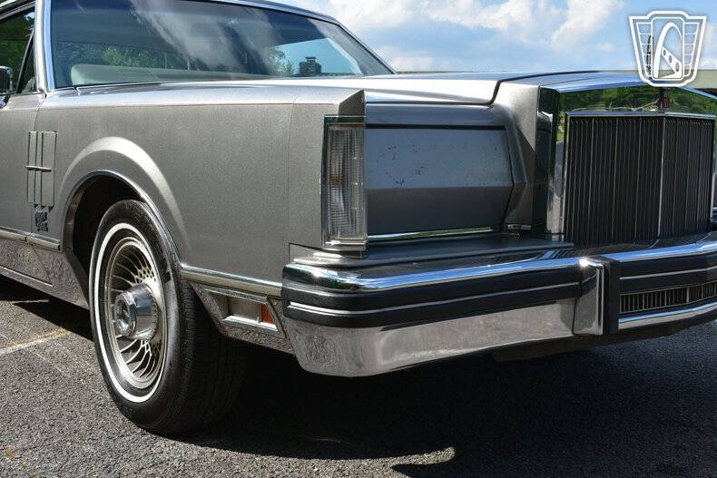 1981 Lincoln Mark VI