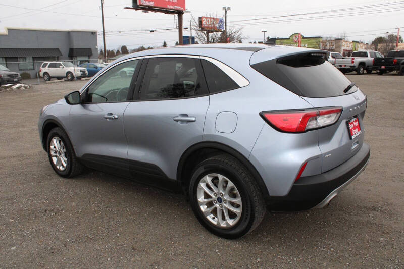 2022 Ford Escape SE