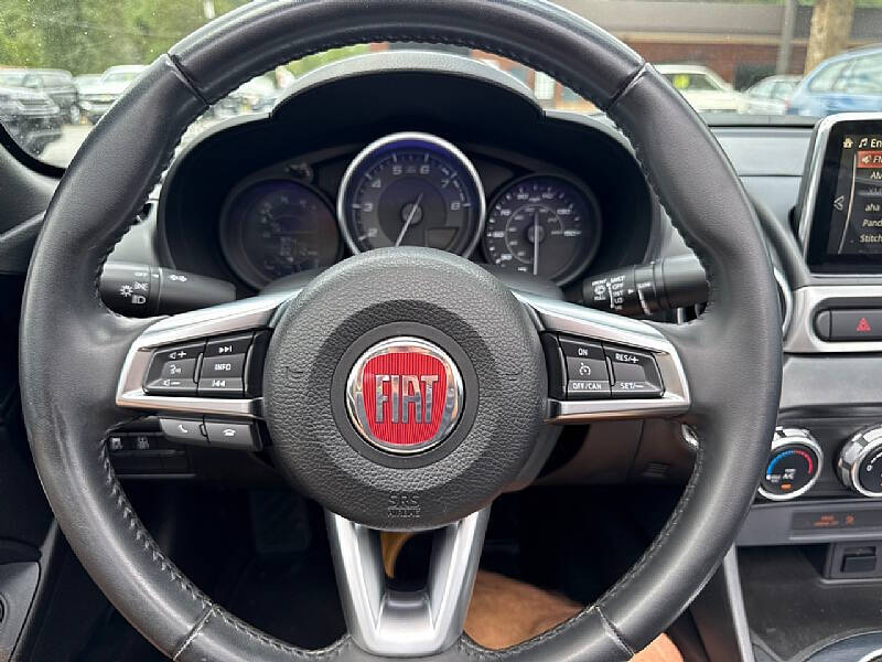 2017 FIAT 124 Spider Classica