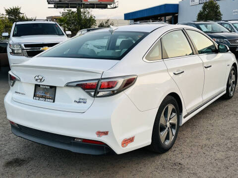 2016 Hyundai Sonata Plug-in Hybrid
