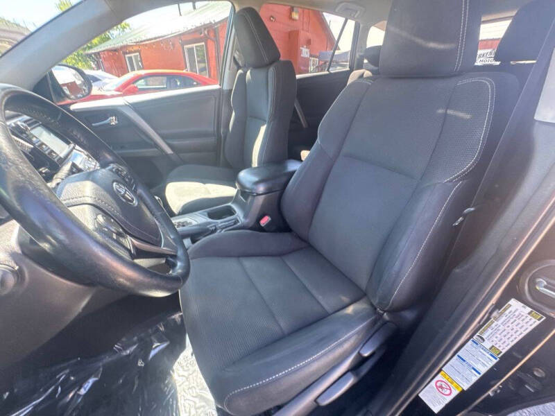 2018 Toyota RAV4 XLE