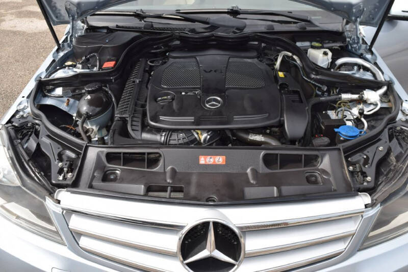 2013 Mercedes-Benz C-Class null photo 30