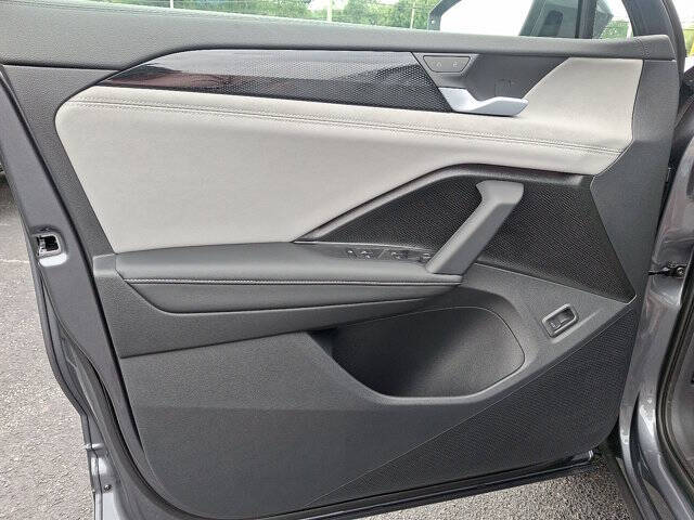 2025 Volkswagen Tiguan SE 4Motion