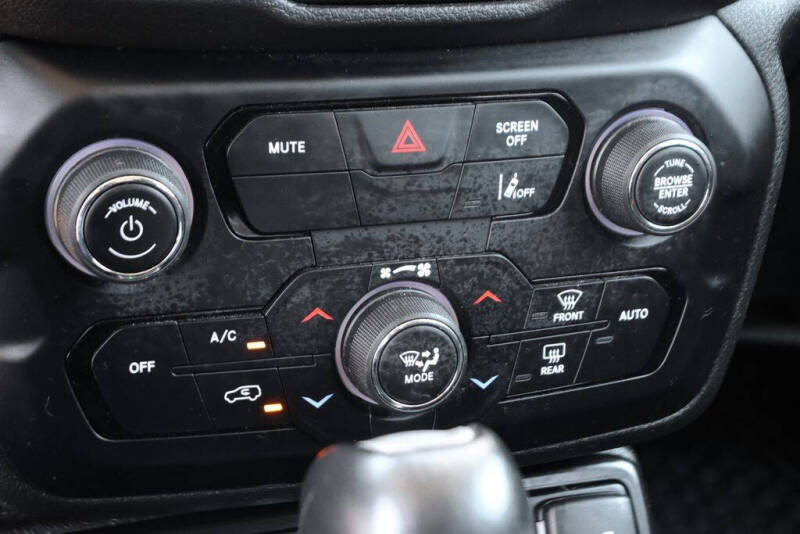 2023 Jeep Renegade Trailhawk