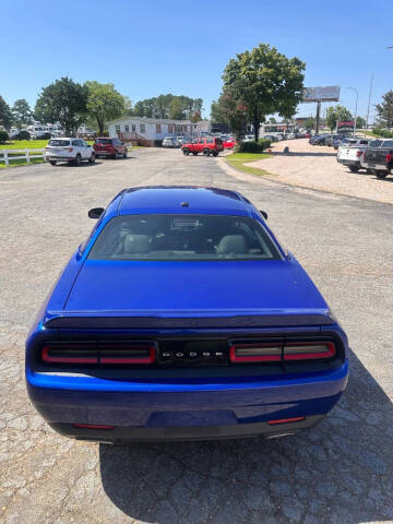 2020 Dodge Challenger SXT