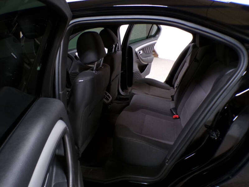 2018 Ford Taurus SEL