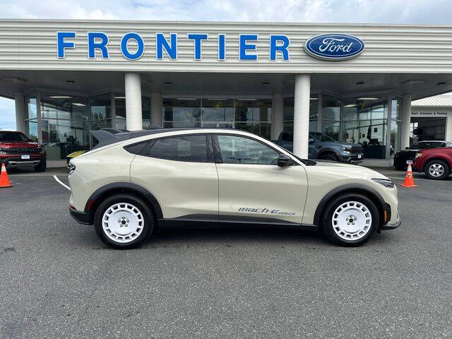 2025 Ford Mustang Mach-E GT