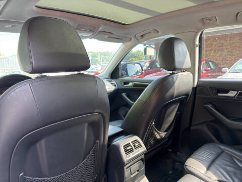 2013 Audi Q5 2.0T quattro Premium