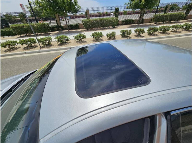 2004 Lexus ES 330