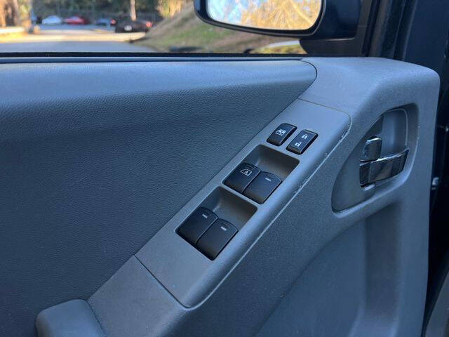 2017 Nissan Frontier SV