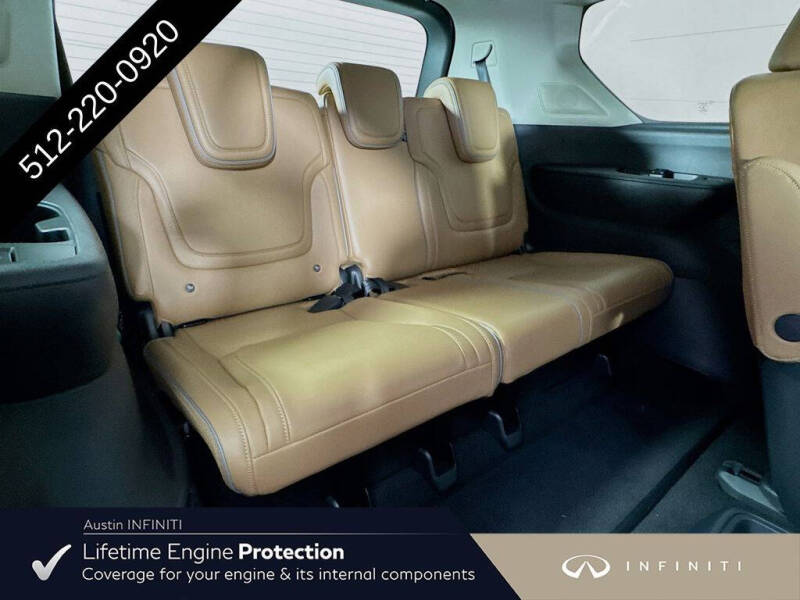 2027 Infiniti QX80 Luxe