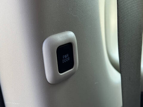 2020 Toyota Sienna LE 7-Passenger