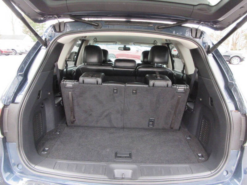 2015 Nissan Pathfinder SL