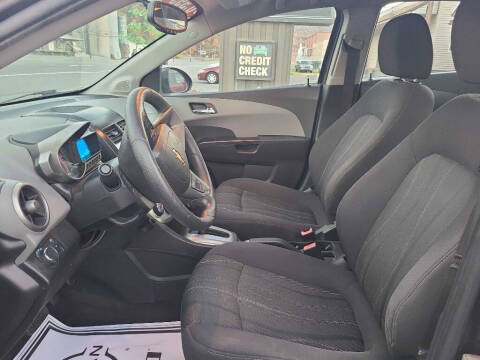 2014 Chevrolet Sonic LT Auto