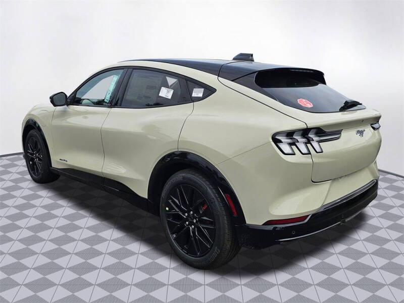 2025 Ford Mustang Mach-E Premium