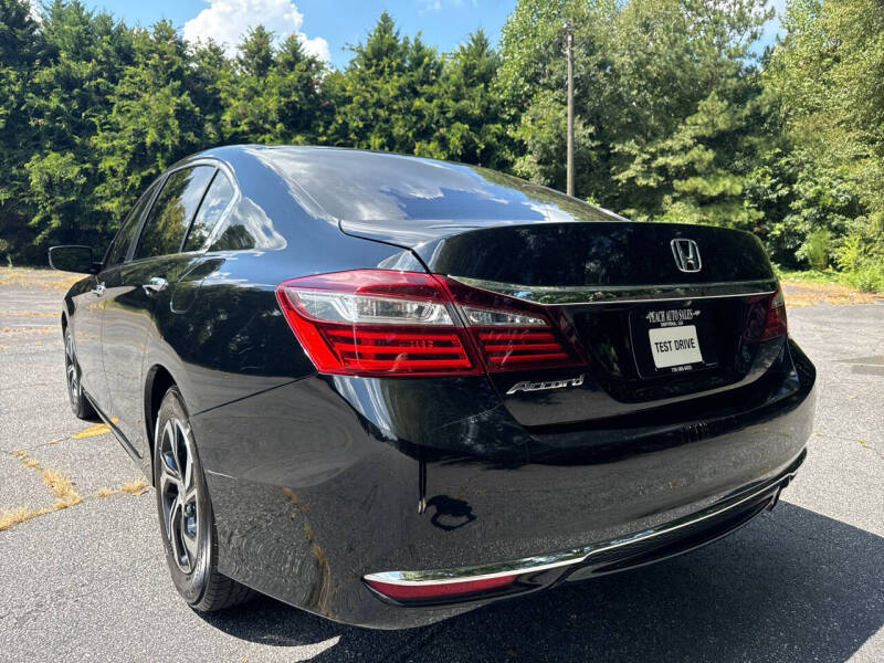 2017 Honda Accord LX photo 3