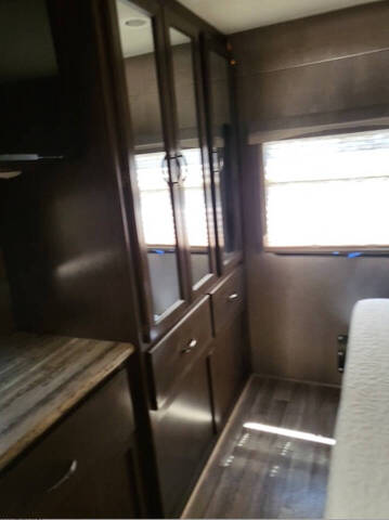 2018 Thor Motor Coach Ace 30.3