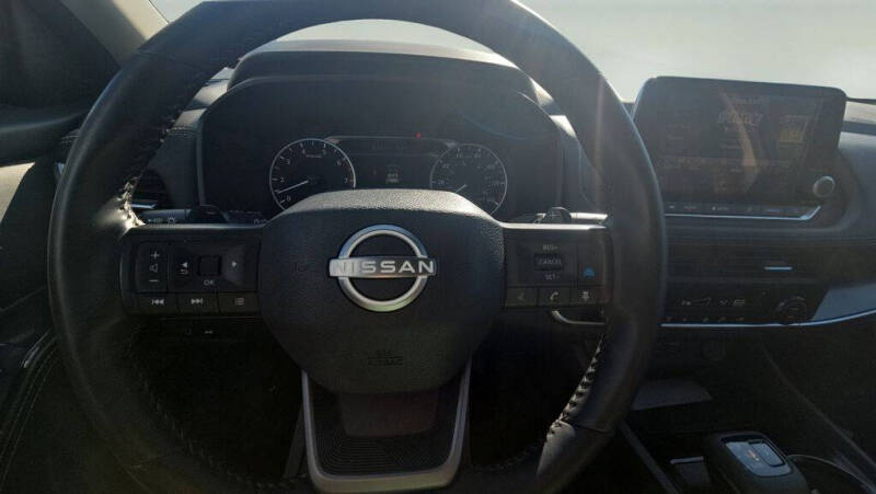 2025 Nissan Rogue SV