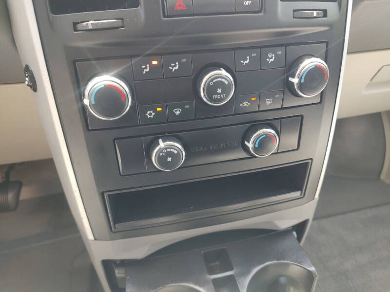 2008 Dodge Grand Caravan SXT