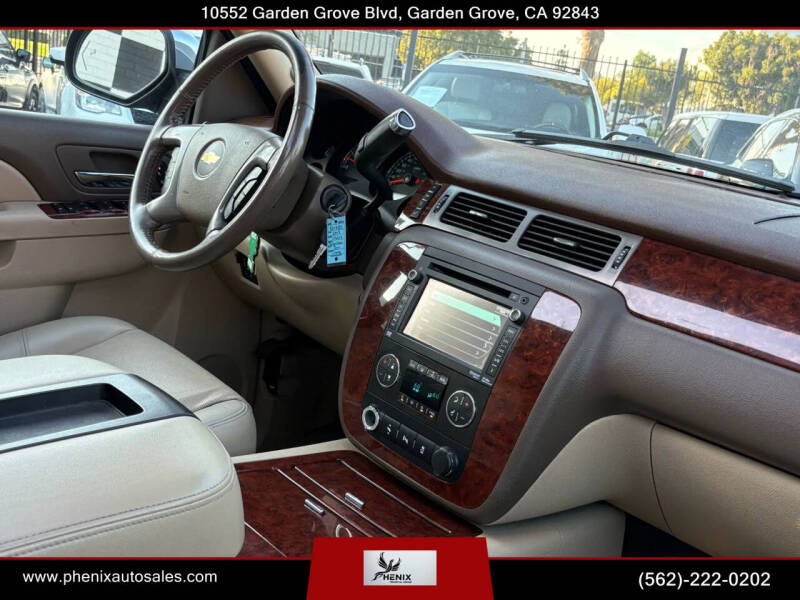 2012 Chevrolet Suburban LTZ