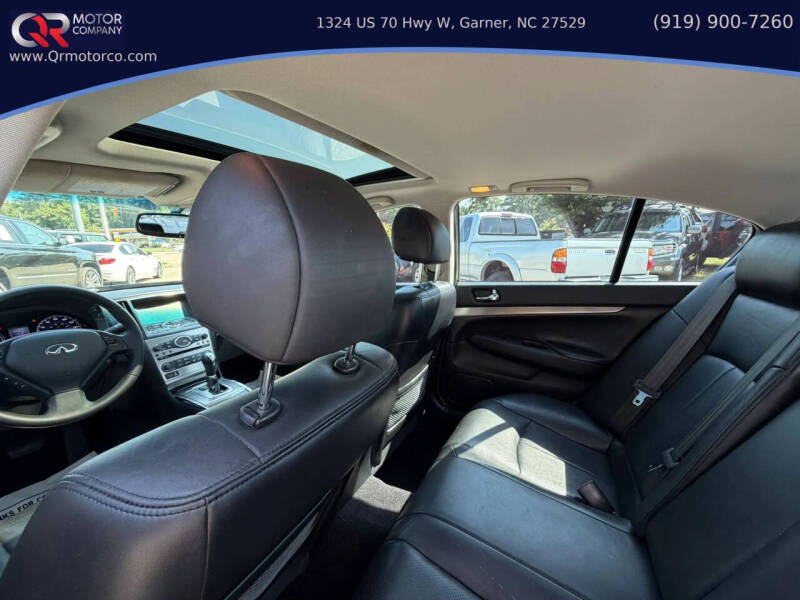 2015 Infiniti Q40
