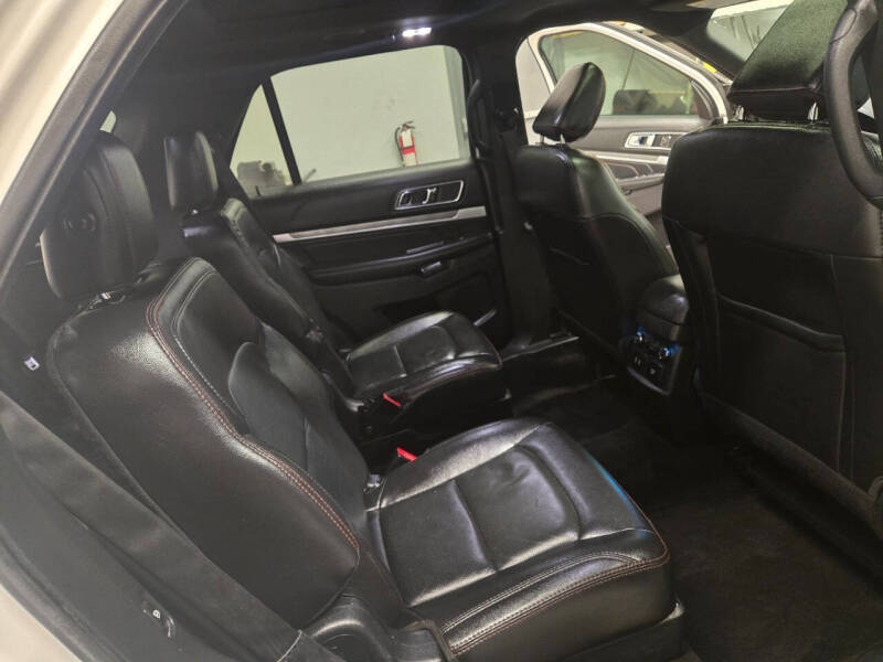 2018 Ford Explorer Sport