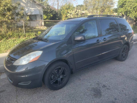 2009 Toyota Sienna LE 8-Passenger