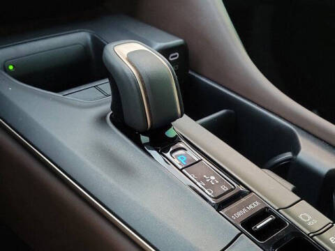 2023 Toyota Crown Limited