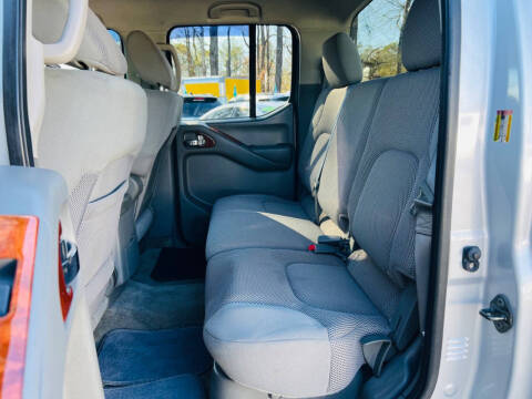 2011 Nissan Frontier SV V6